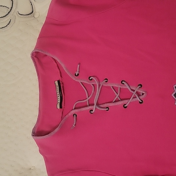 Top - Picture 3 of 4